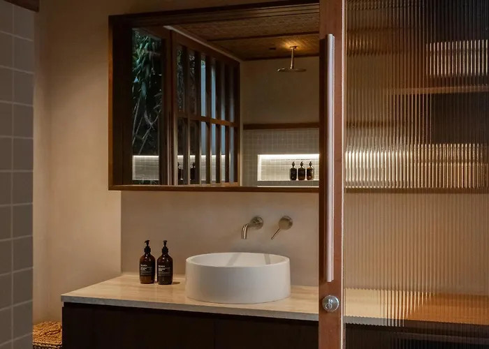 Calista Satu Tasteful 1 Bedroom Tucked In Peaceful Hills Of アパート